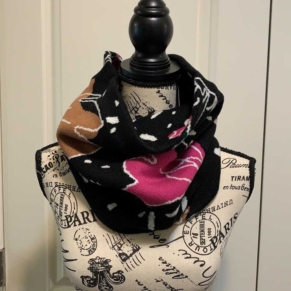 NWT ANTHROPOLOGIE Bel Kazan Georgie Snood Artistic Print, Scarf like Neck Warmer